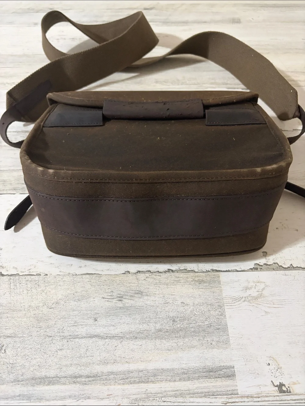 Barbour Dark Brown Waxed Cartridge Bag